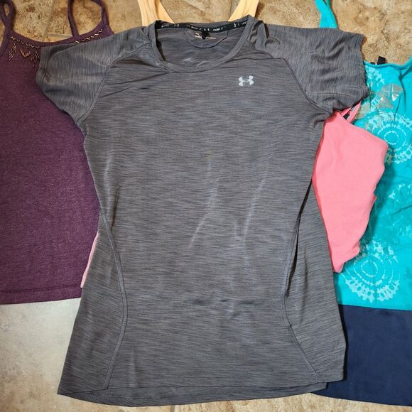 Women’s XS Tops Bundle | Summer Staples | 6 Casual Pieces - Picture 5 of 7